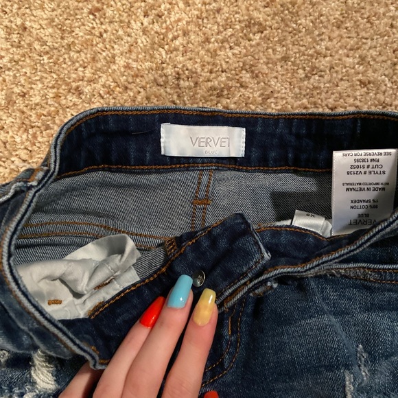 Vervet Jean Shorts - Picture 3 of 4